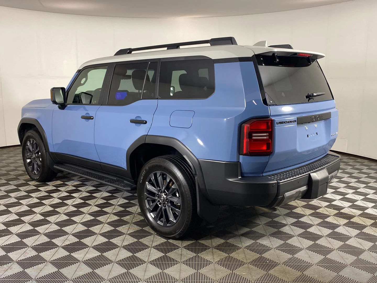 Used 2025 Heritage Blue w/Grayscape Roof Toyota  image 6
