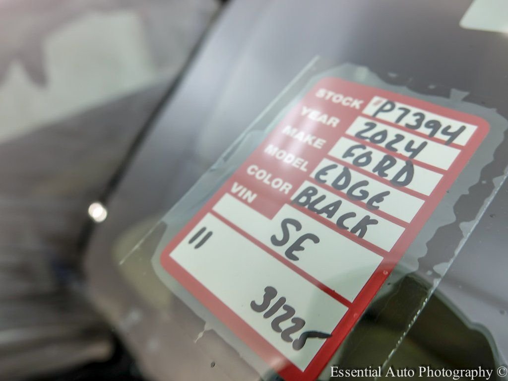 2024 Ford Edge SE - Photo 26