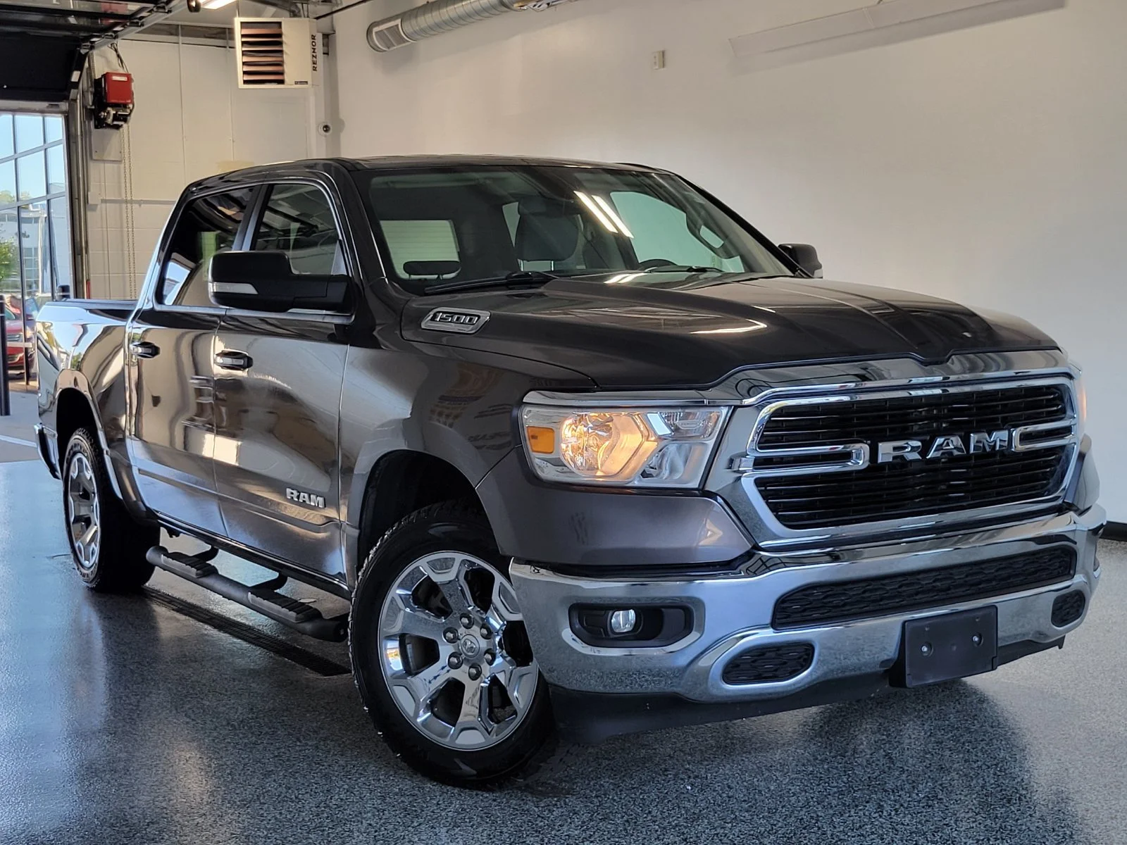 Used 2019 Gray Ram Big Horn/Lone Star image 32