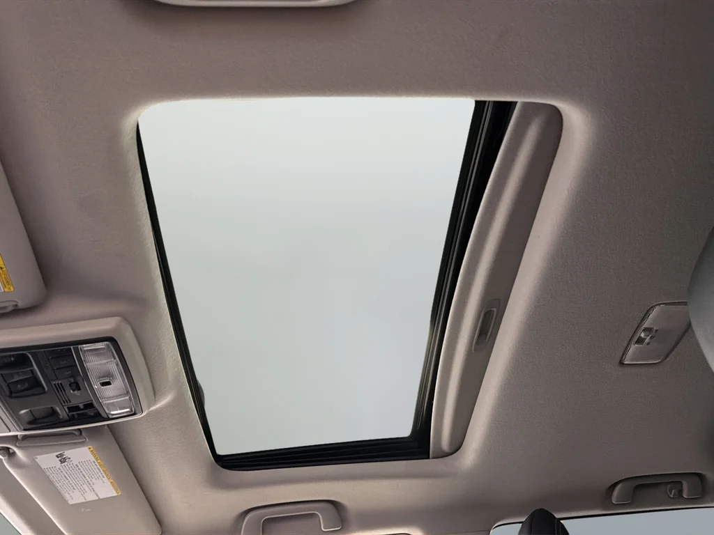 Used 2019 Silver Toyota SR5 Premium image 19