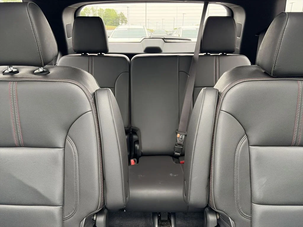 Used 2023 Gray Chevrolet RS image 23