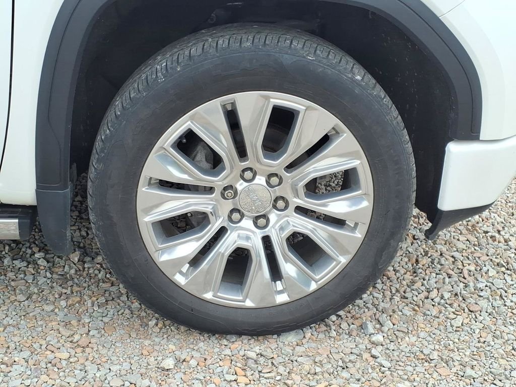 Used 2020 White GMC Denali image 9