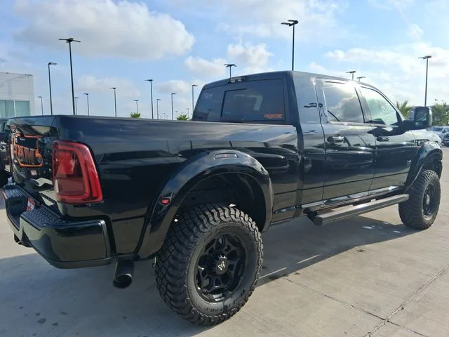 New 2026 Diamond Black Crystal Pearl-Coat Exterior Paint RAM Laramie image 7