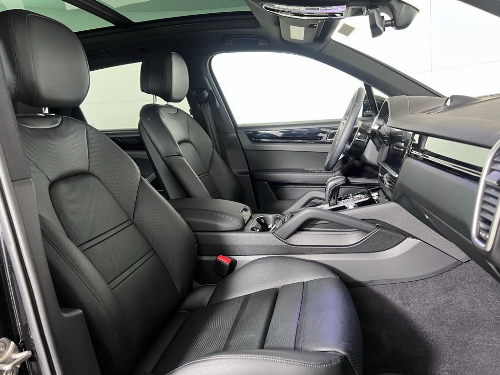 Certified Used 2023  Porsche S image 19