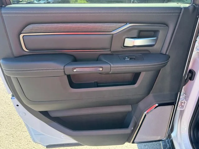 2026 RAM 2500 Power Wagon - Photo 17