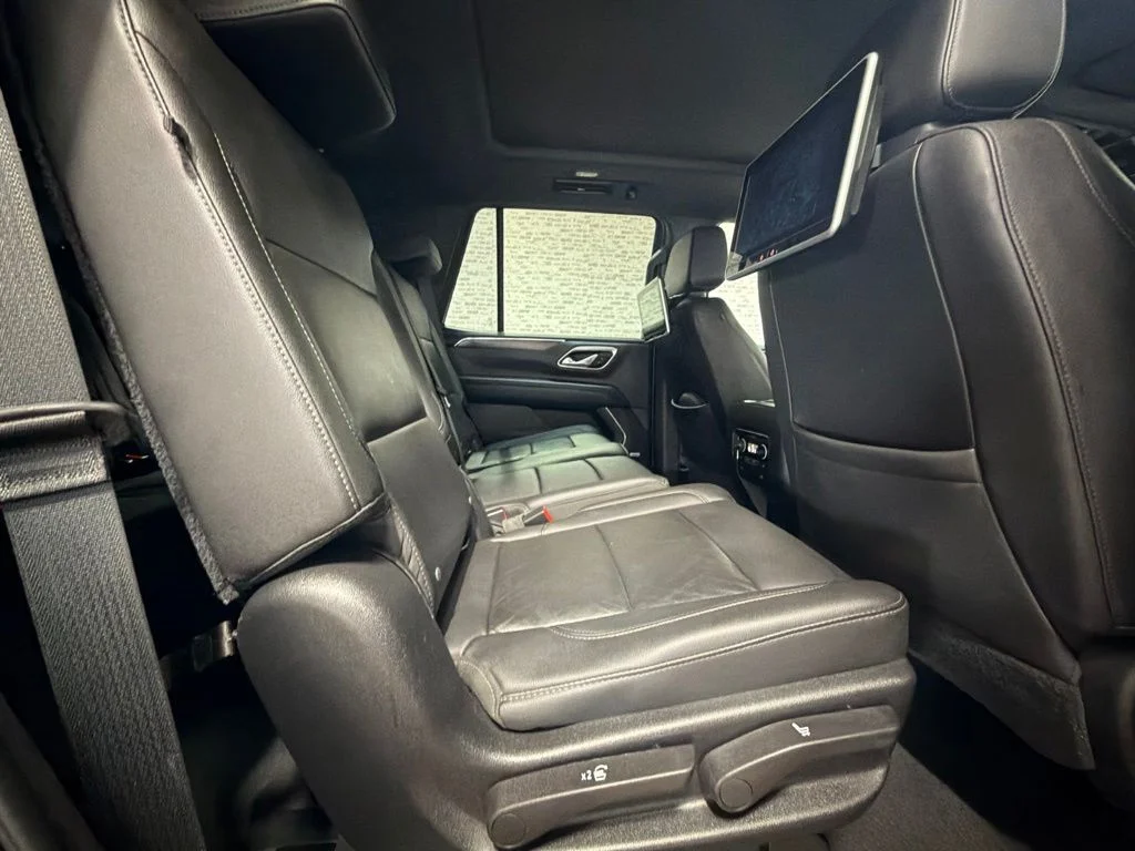 Used 2021 Black Chevrolet Z71 image 13