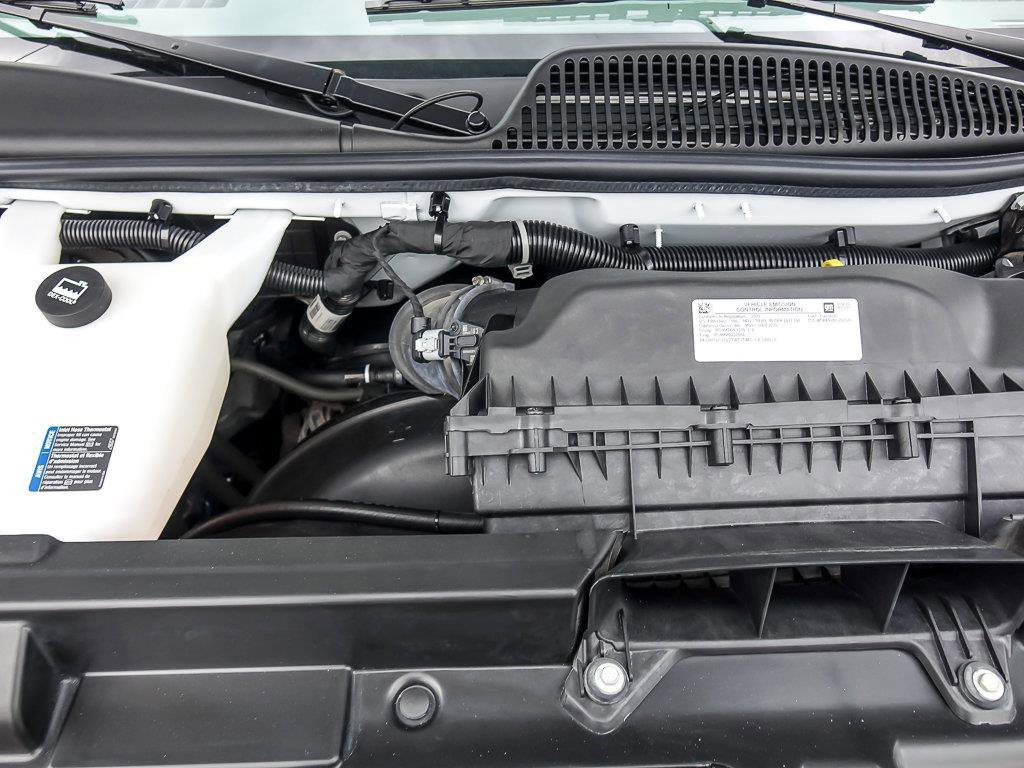 Used 2024 Summit White Chevrolet Work Van image 28