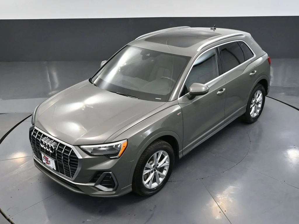 Used 2022 Gray Audi Premium image 56