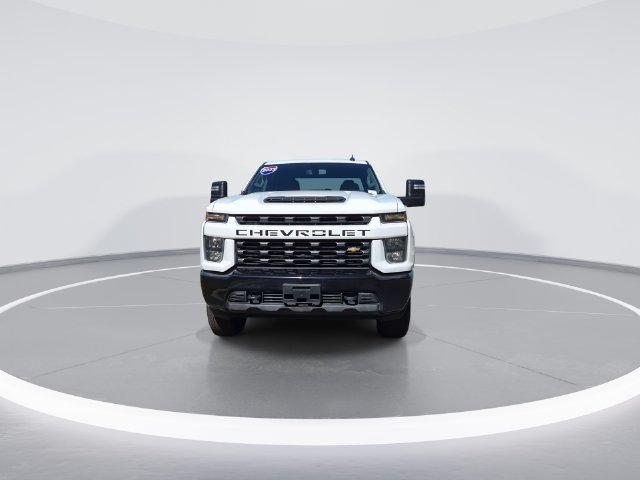 Used 2023 White Chevrolet Custom image 3