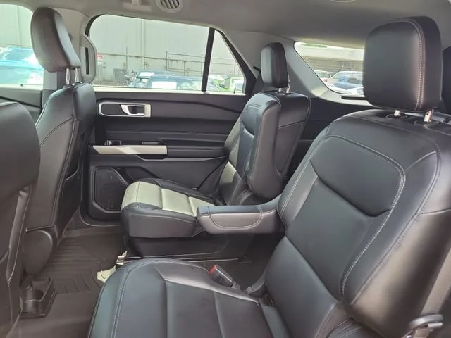 2022 Ford Explorer XLT - Photo 14