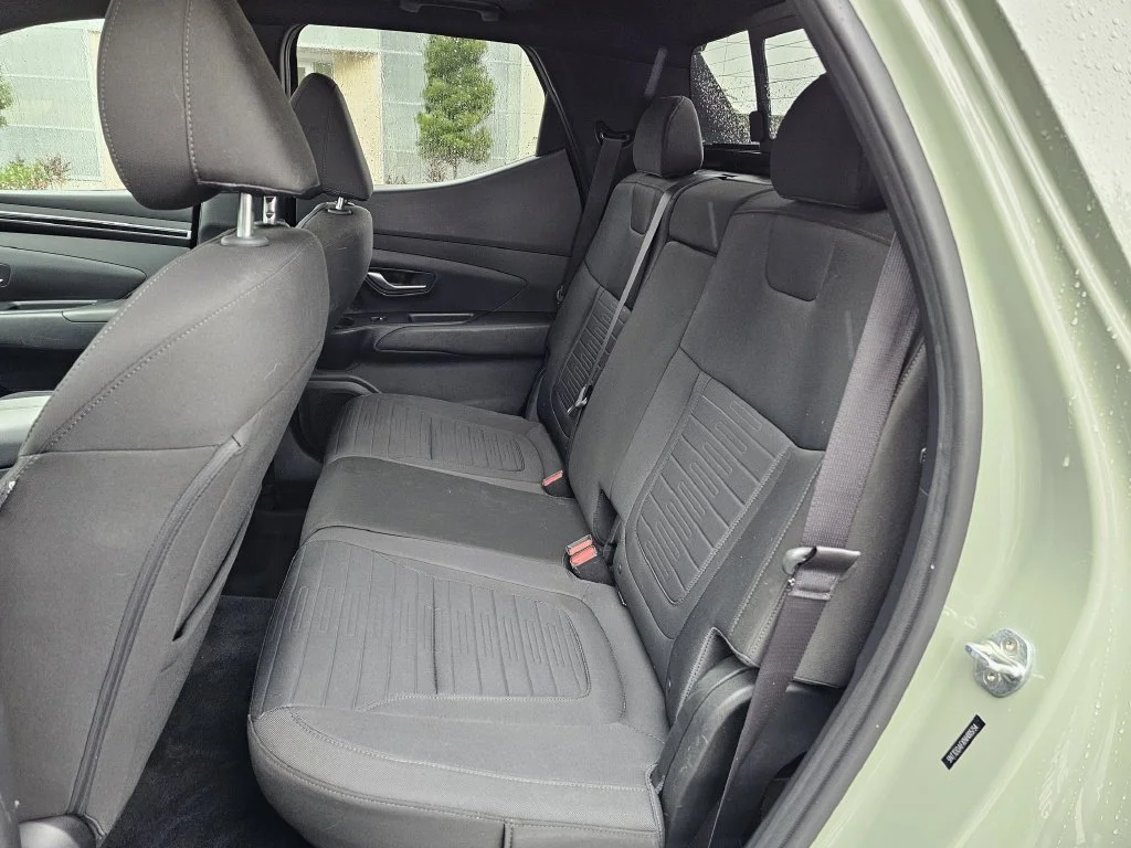Used 2022 Green Hyundai SEL Premium image 15