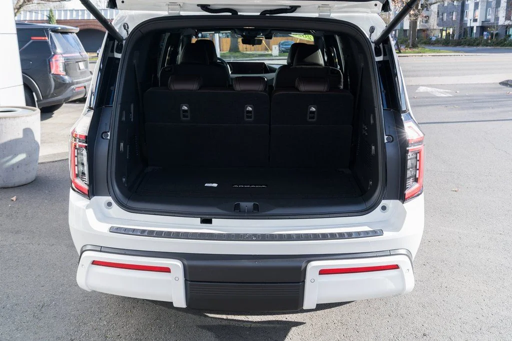 New 2026 Aspen White TriCoat Nissan Platinum image 8