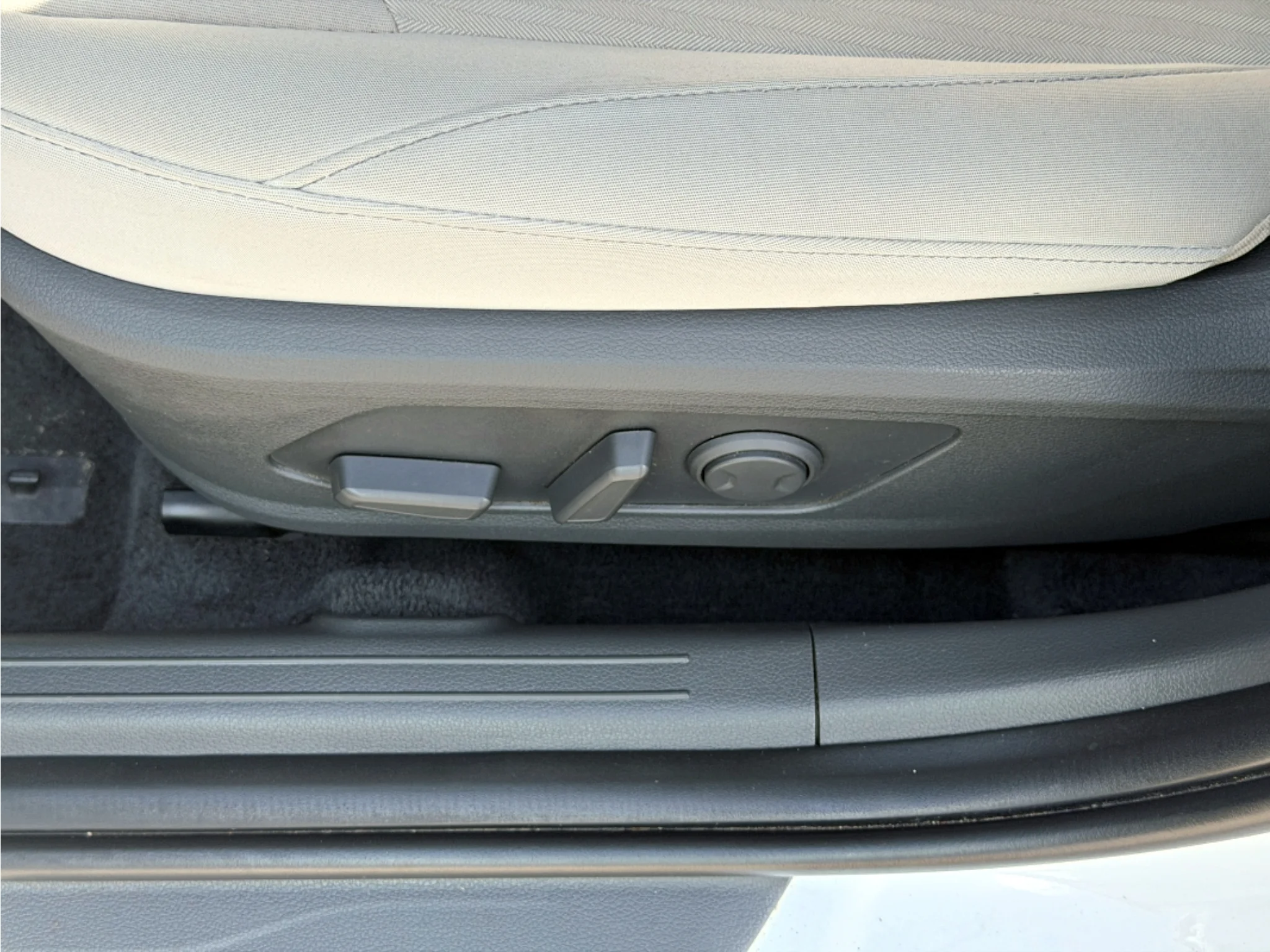 Certified Used 2024 Serenity White Hyundai SEL image 19