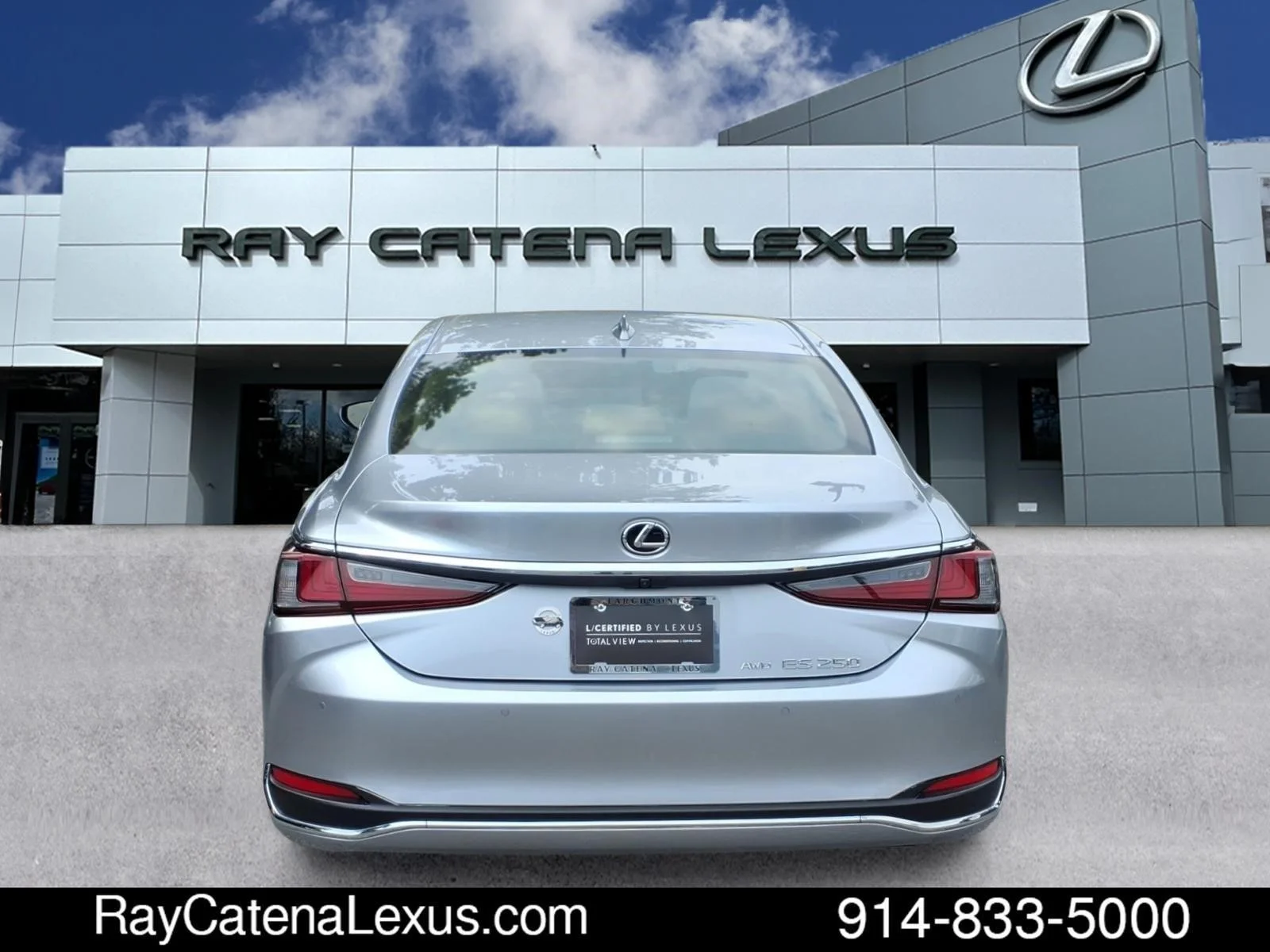 Certified Used 2024 Iridium Lexus 4D Sedan image 5