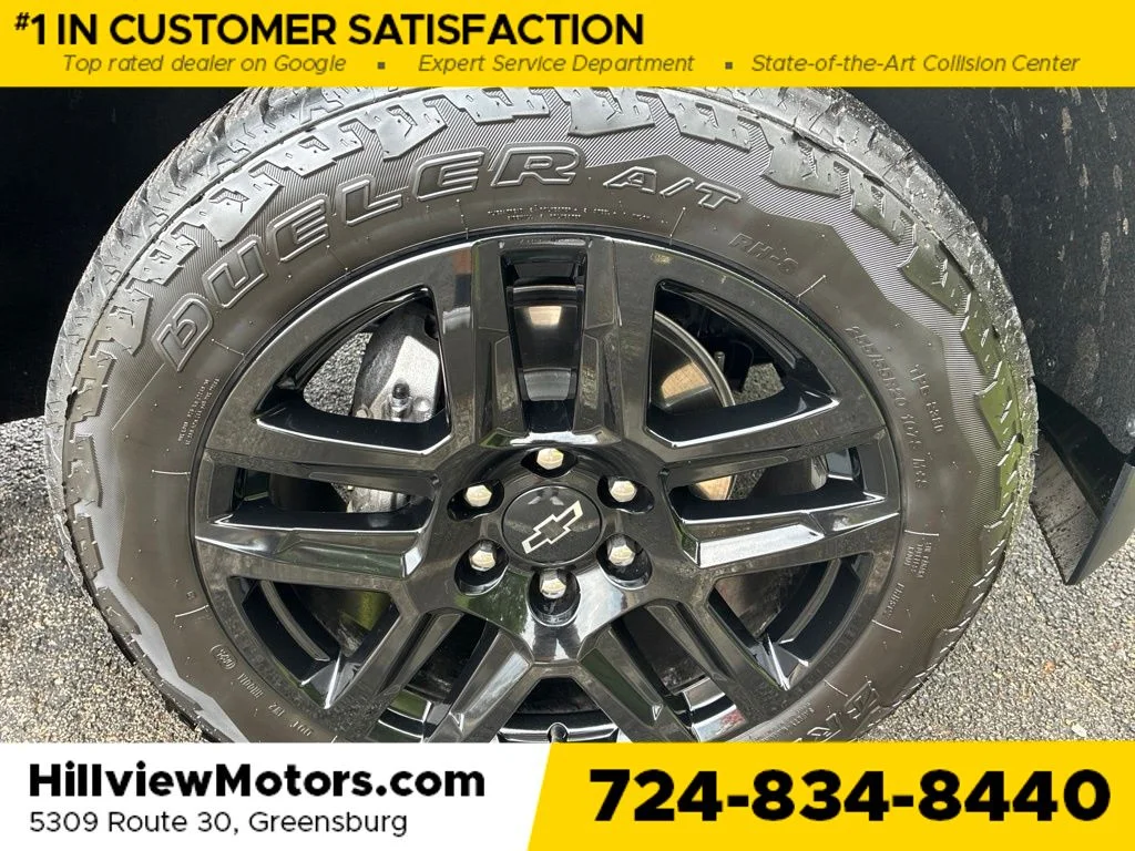 Used 2025 Black Chevrolet Z71 image 10