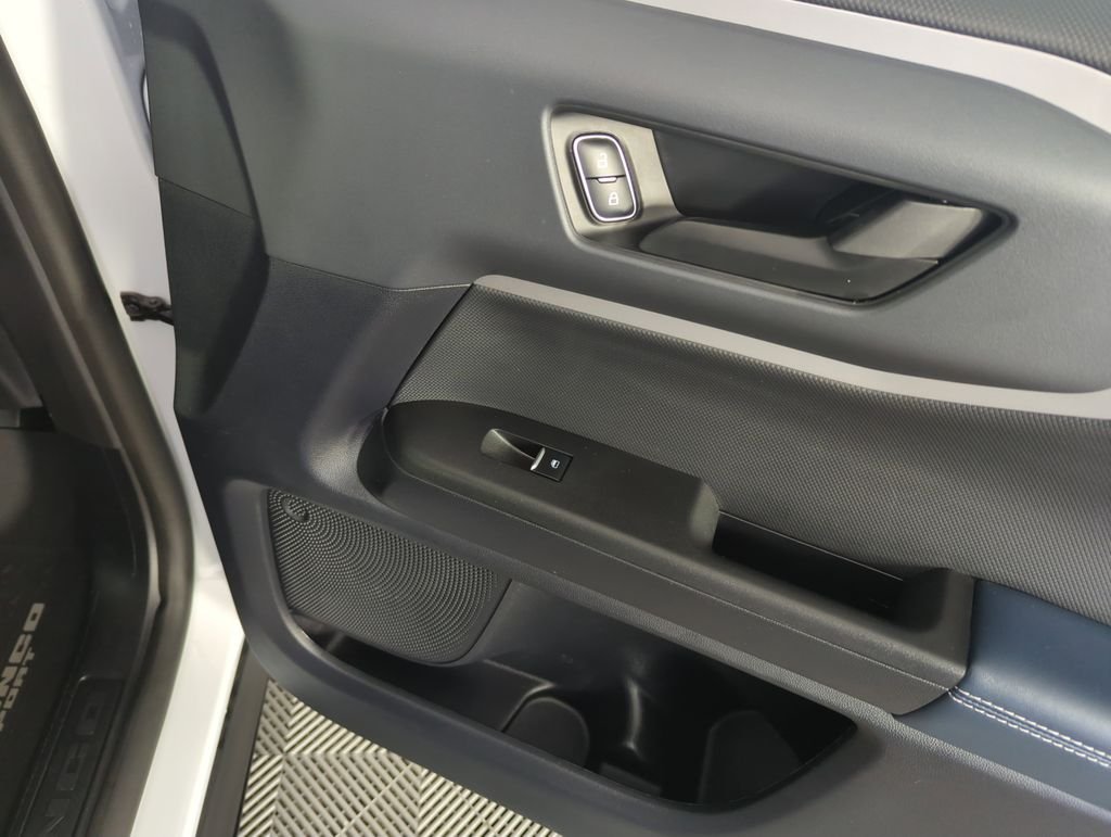 Used 2024 White Ford Outer Banks image 32