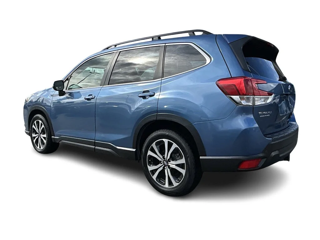 Used 2023 Horizon Blue Pearl Subaru Limited 2.5L CVT Low Mileage   Local BC image 9