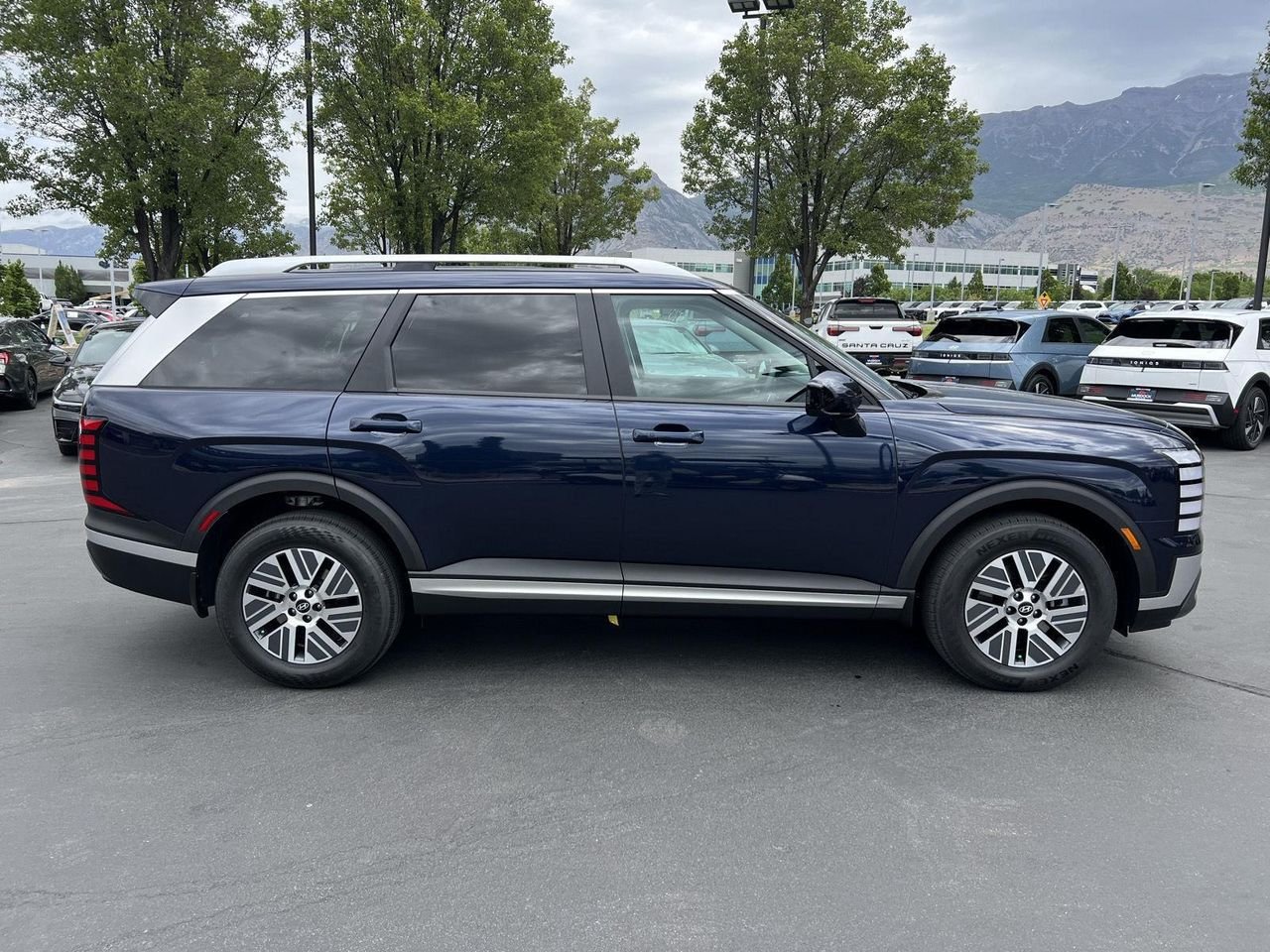 New 2026 Classy Blue Pearl Hyundai SEL 8P image 6