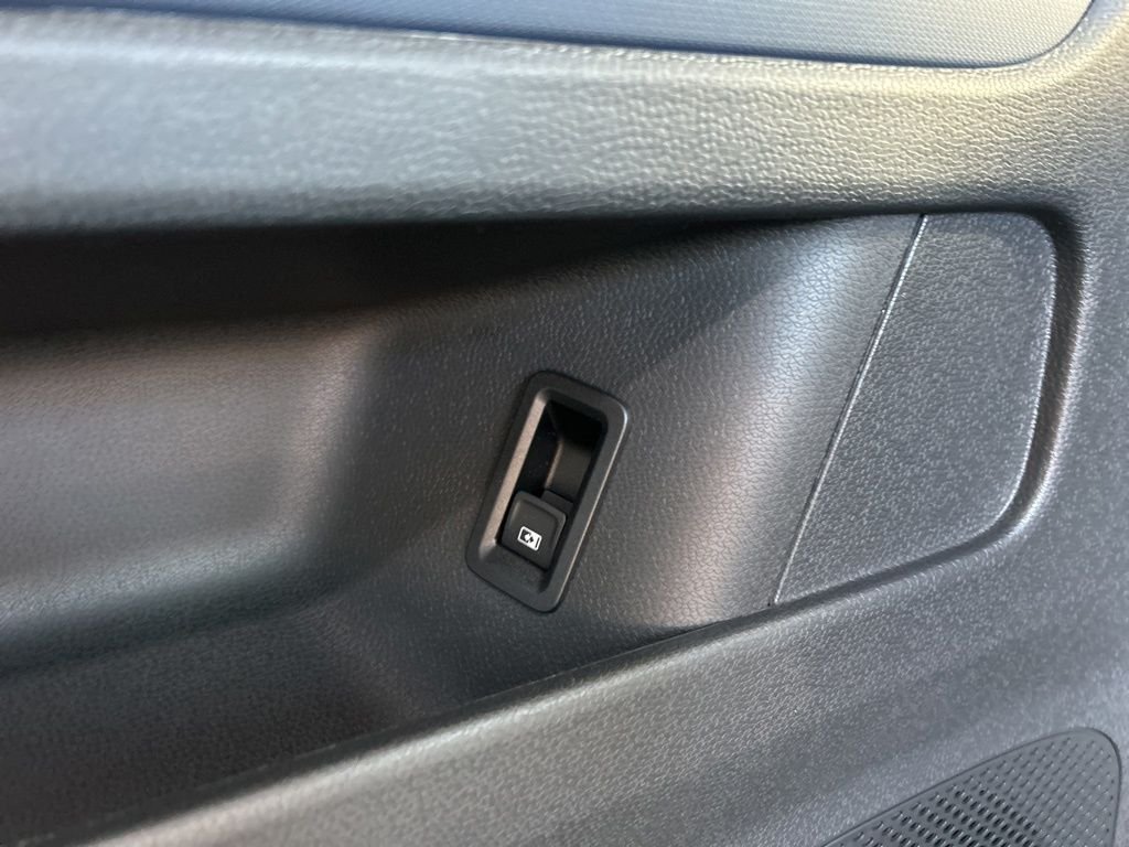 2025 Volkswagen ID. Buzz PRO S - Photo 47