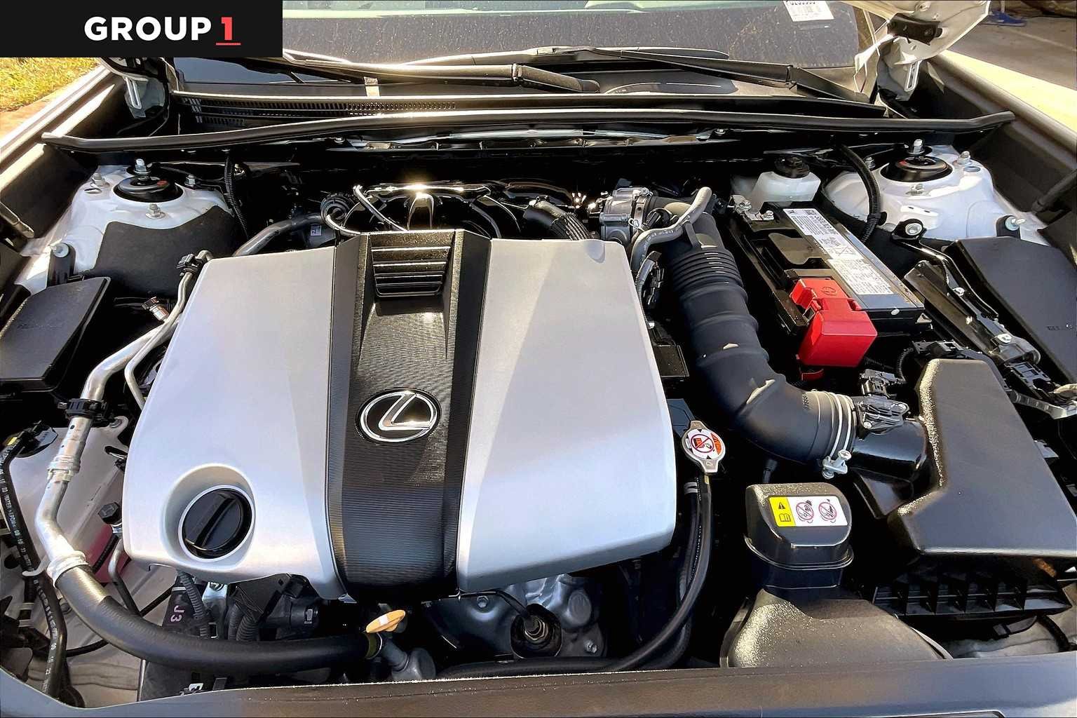 Used 2023 Eminent White Pearl Lexus  image 32