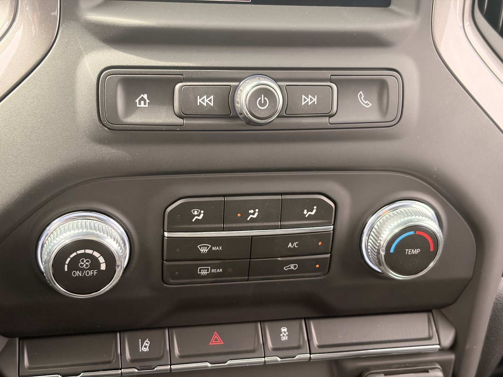 2026 GMC Sierra 2500HD Pro - Photo 14