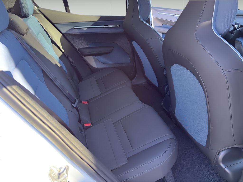 2026 Volvo EX30 Plus - Photo 12