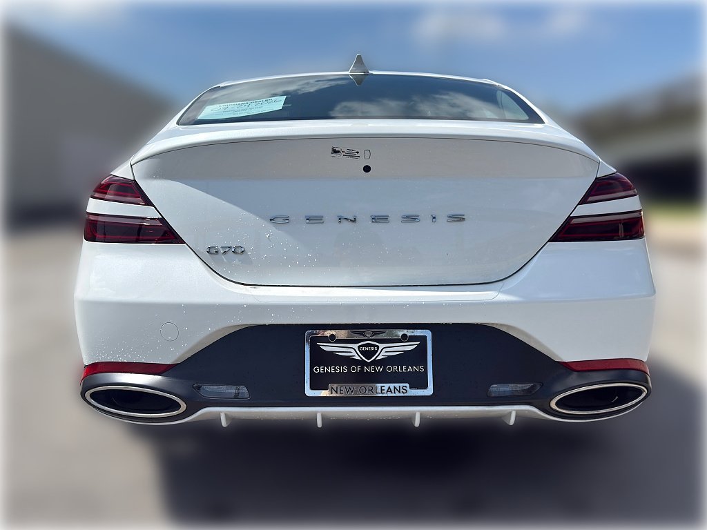 Certified Used 2026 Uyuni White Pearl Genesis 2.5T Standard image 7