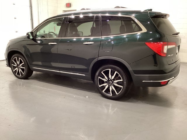 Used 2021  Honda Touring image 3
