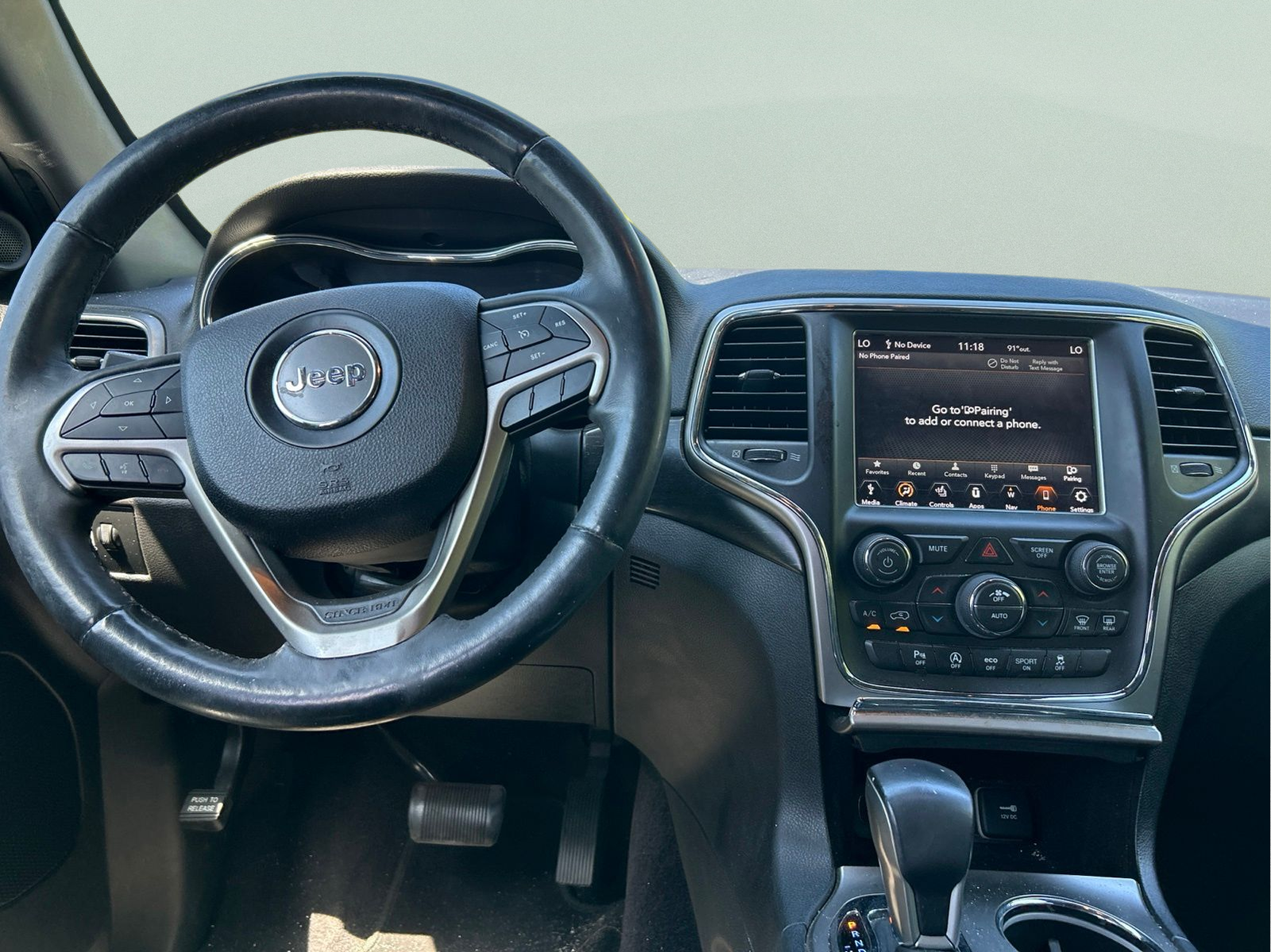 Used 2018 Black Jeep Altitude image 23