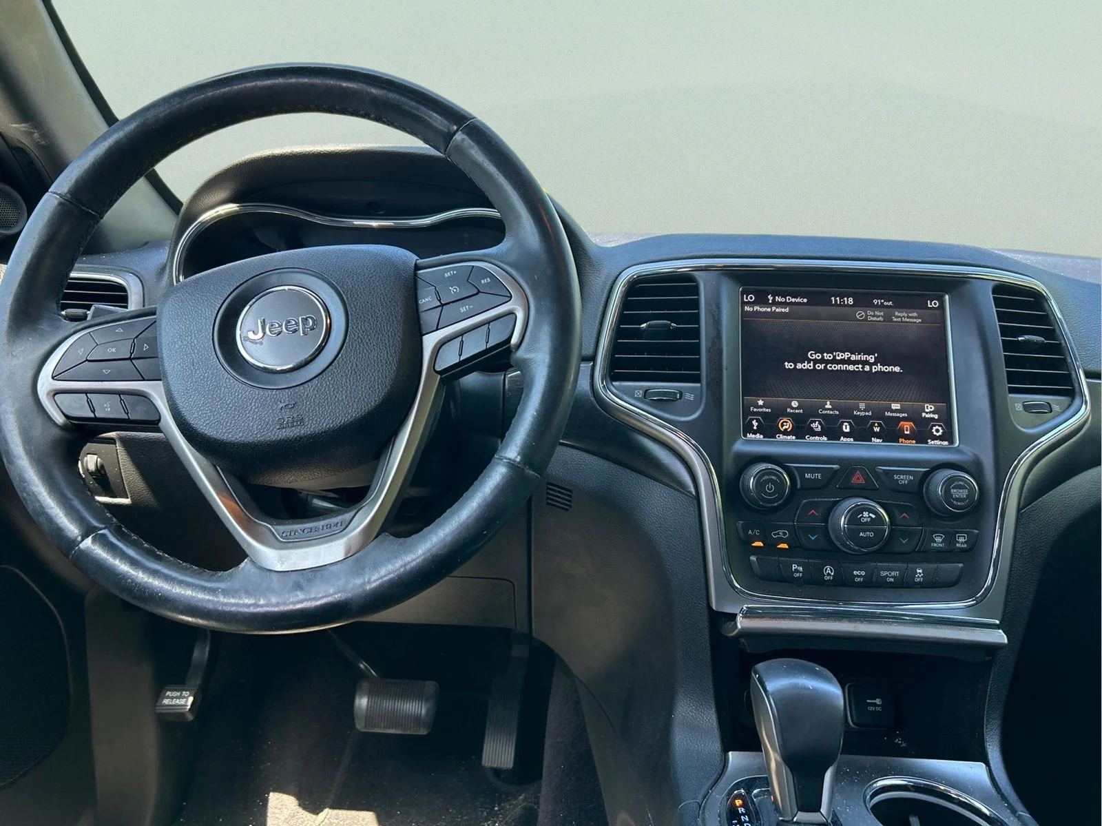 Used 2018 Diamond Black Jeep Altitude image 23