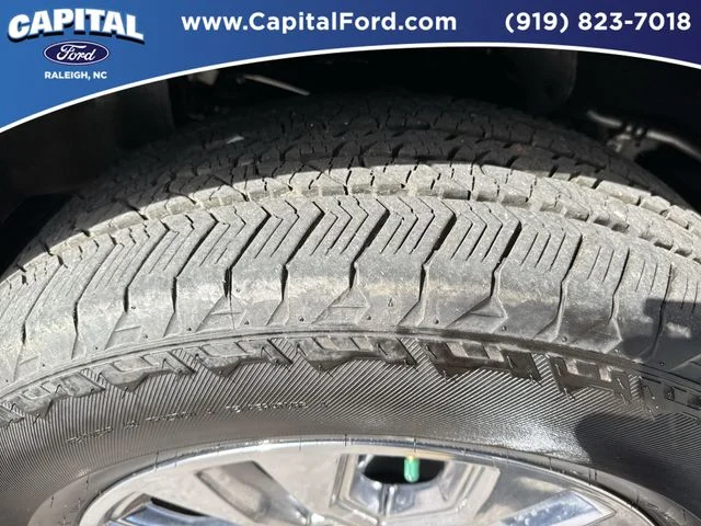 Used 2024 Gray Ford Lariat image 13