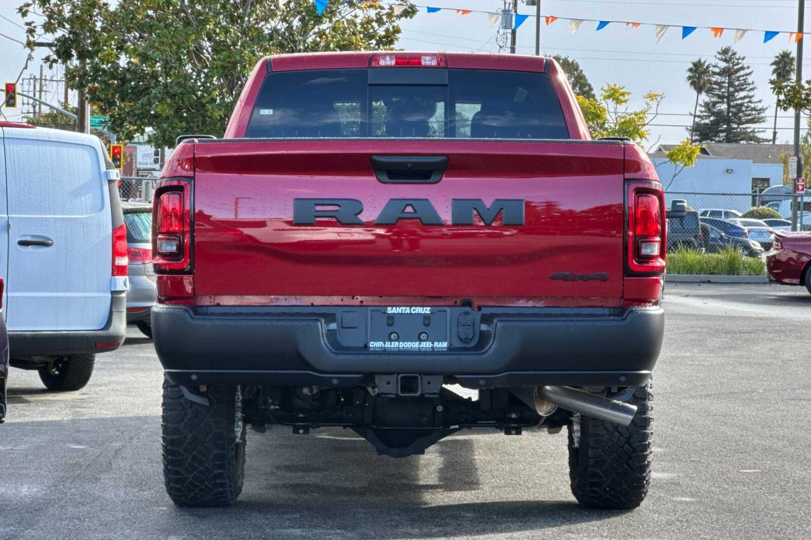 New 2026 Molten Red Pearl-Coat Exterior Paint RAM TRADESMAN image 5
