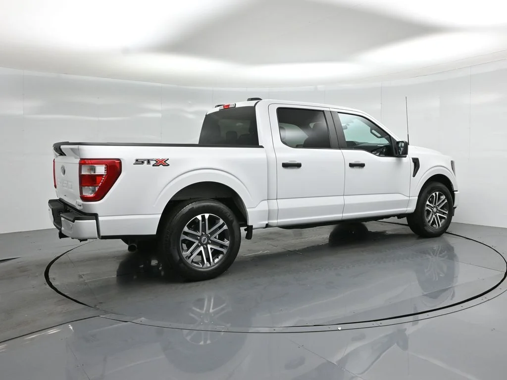 Certified Used 2023 White Ford XL image 24
