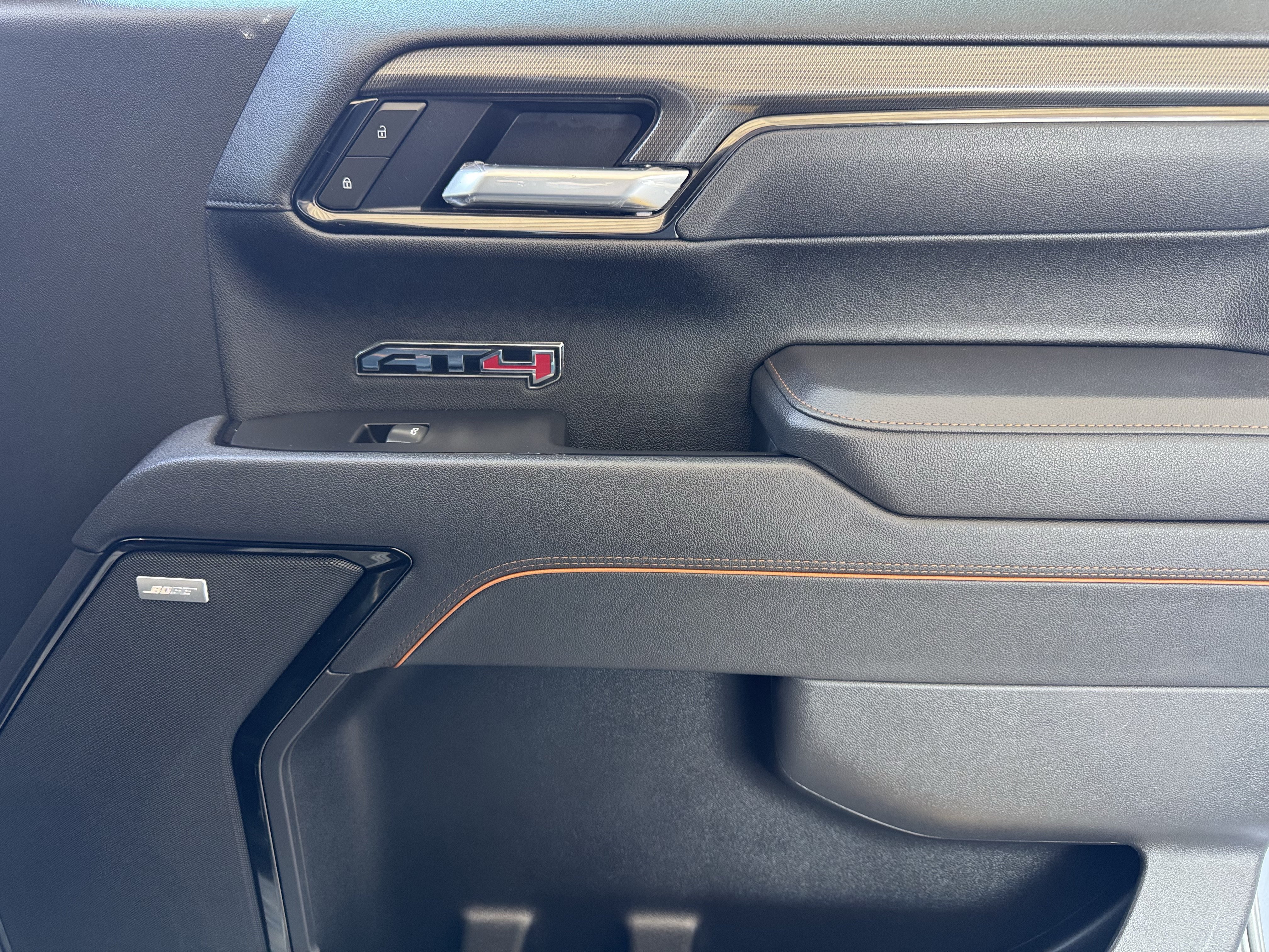2025 GMC Sierra 1500 AT4 - Photo 24