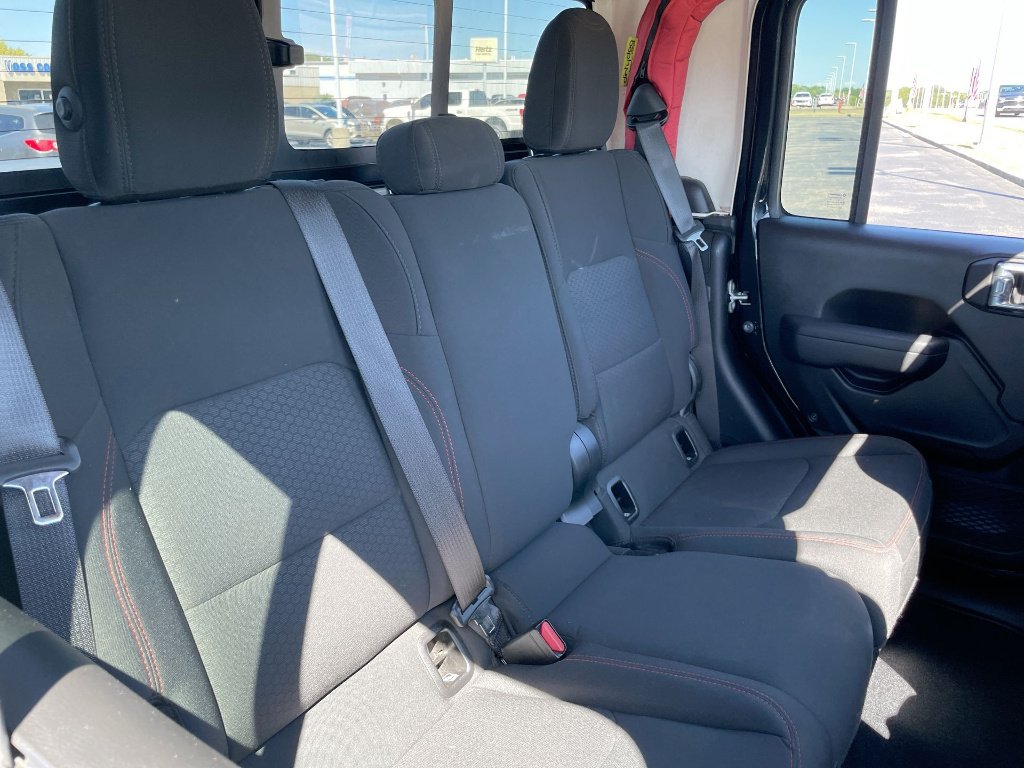 2022 Jeep Gladiator Rubicon - Photo 27