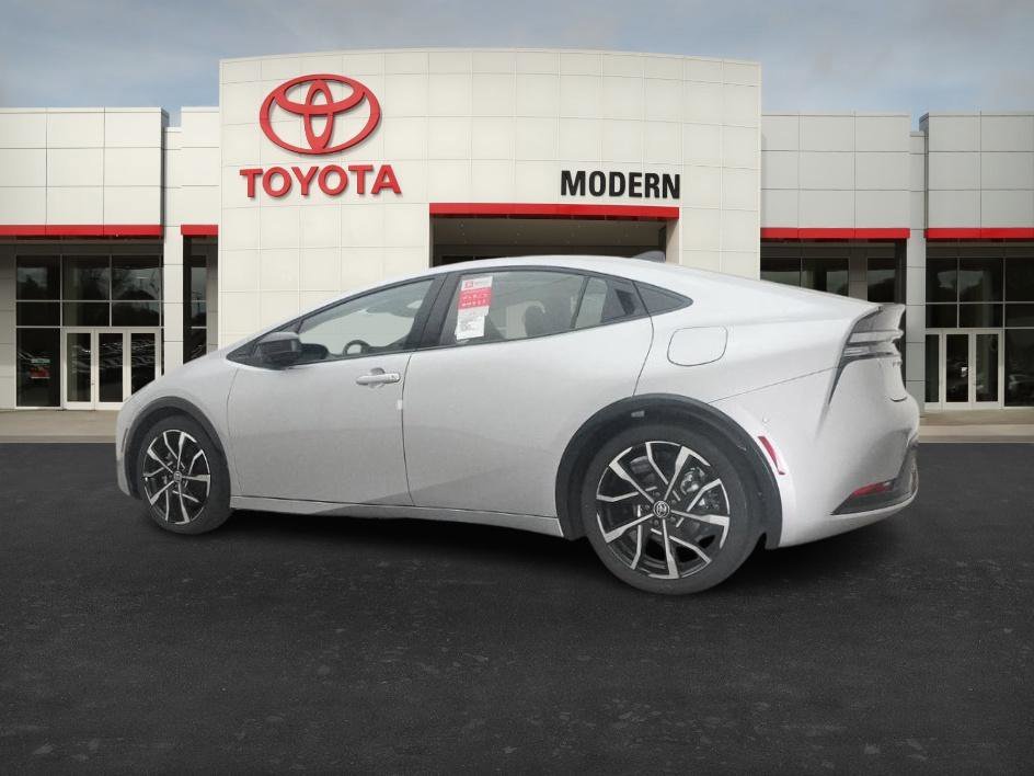 New 2026 Cutting Edge Toyota XSE Premium image 12