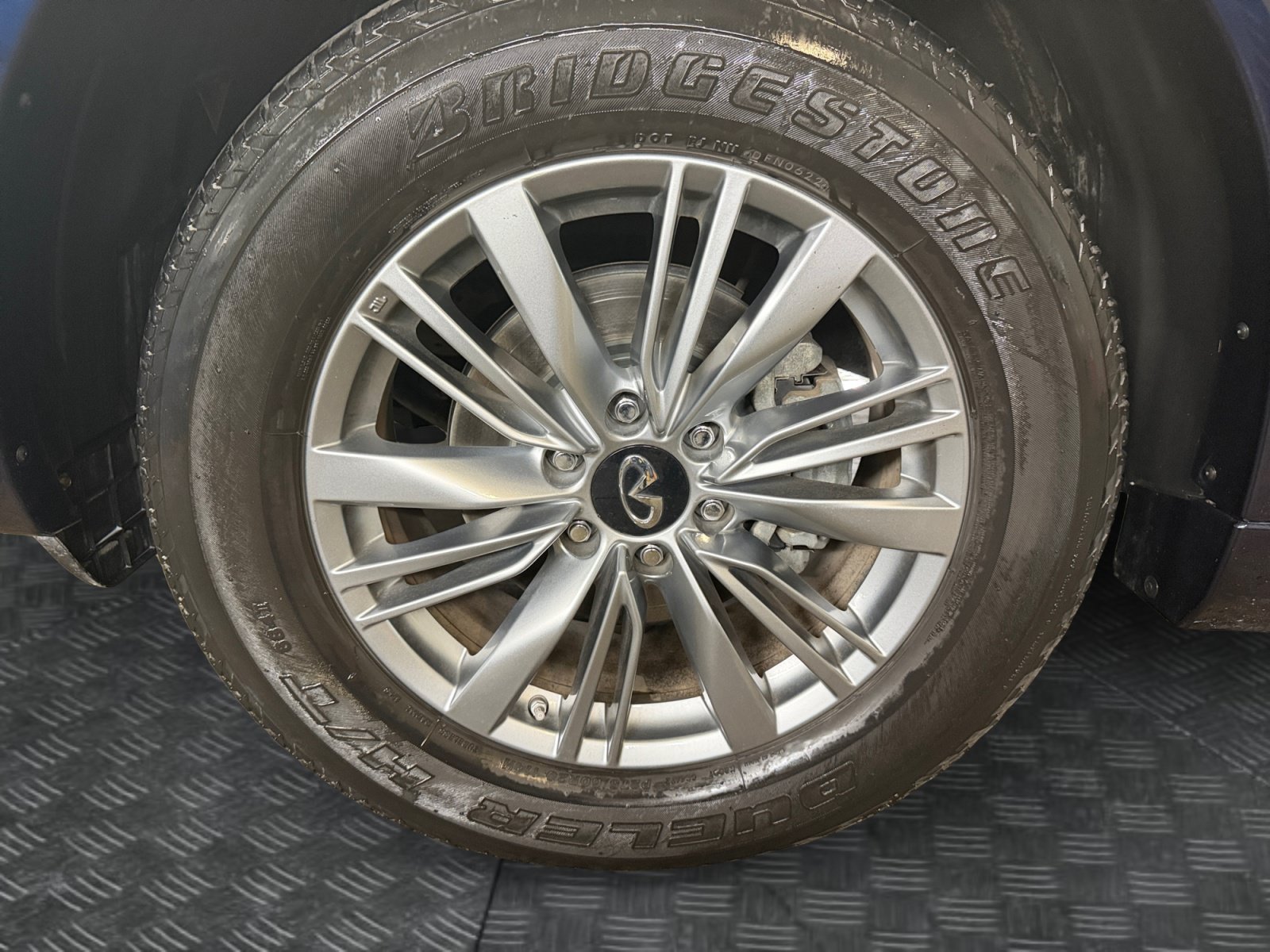 Used 2022 Hermosa Blue INFINITI LUXE image 9