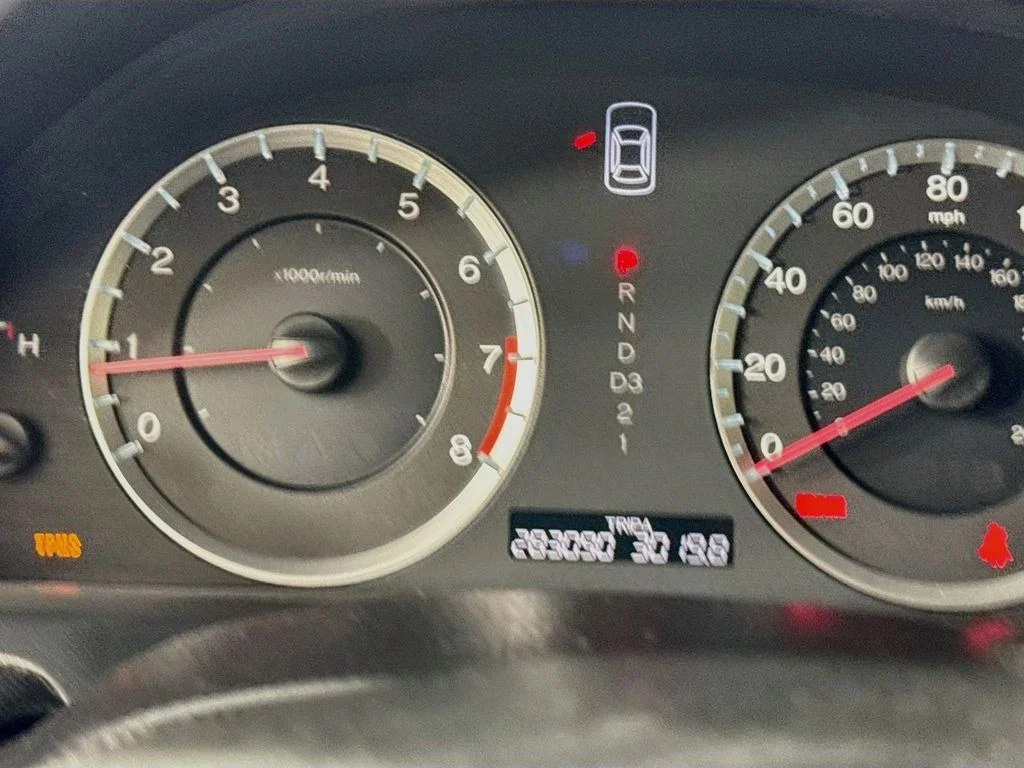 Used 2008 Silver Honda LX image 15
