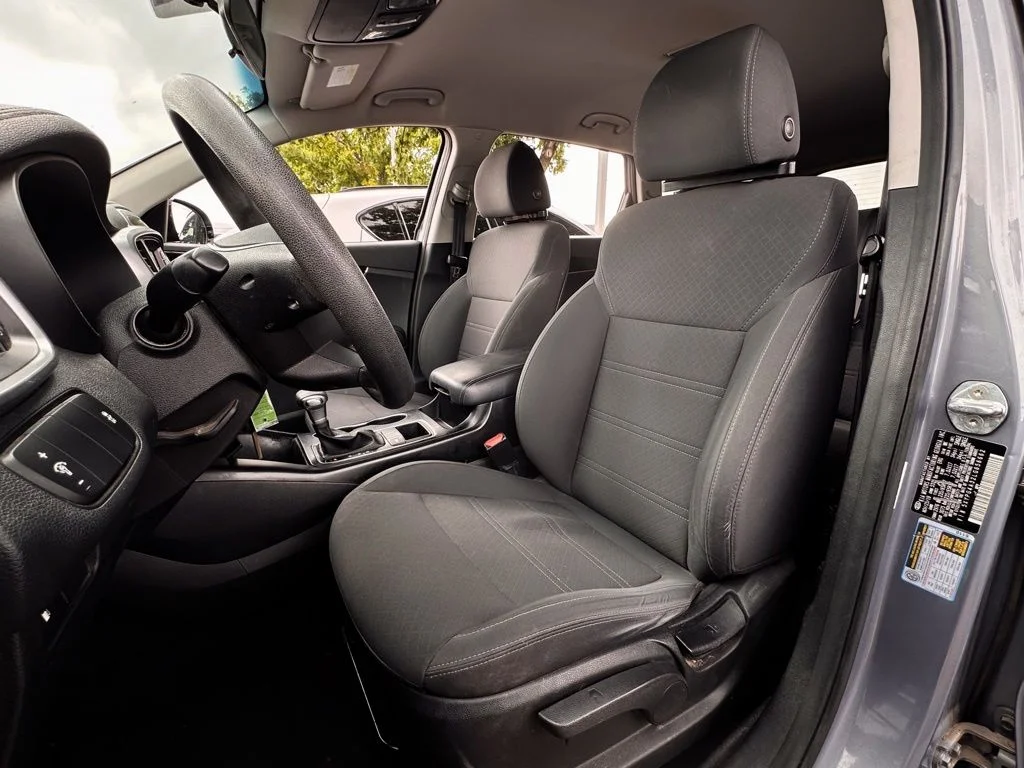 Used 2020 Silver Kia L image 8