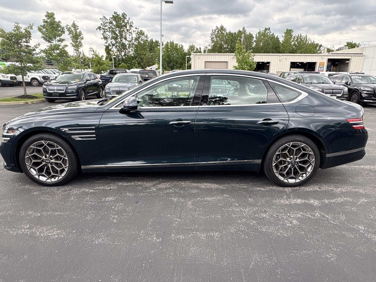 Used 2021 Tasman Blue Genesis 2.5T image 5