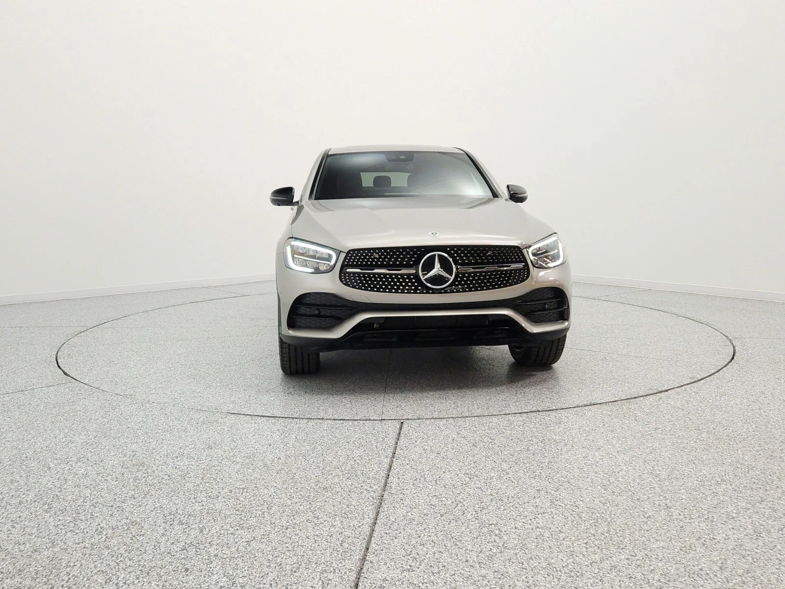 Used 2022 Mojave Silver Metallic Mercedes-Benz GLC 300 4MATIC® Coupe image 2