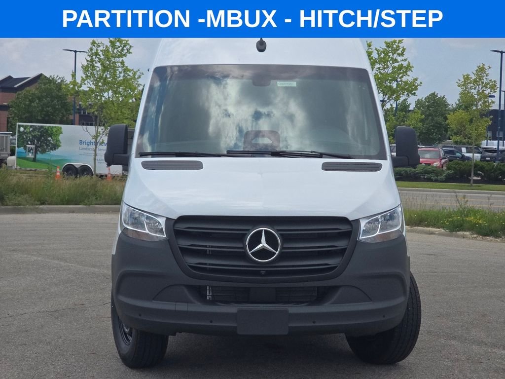 New 2026 Arctic White Mercedes-Benz Cargo 170 WB image 9