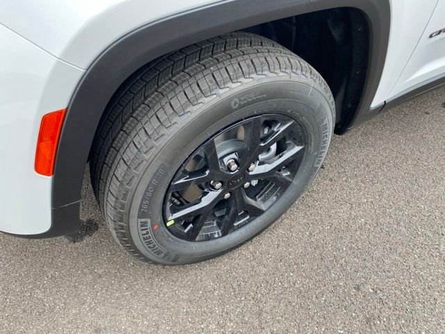 New 2026 White Jeep Altitude image 28