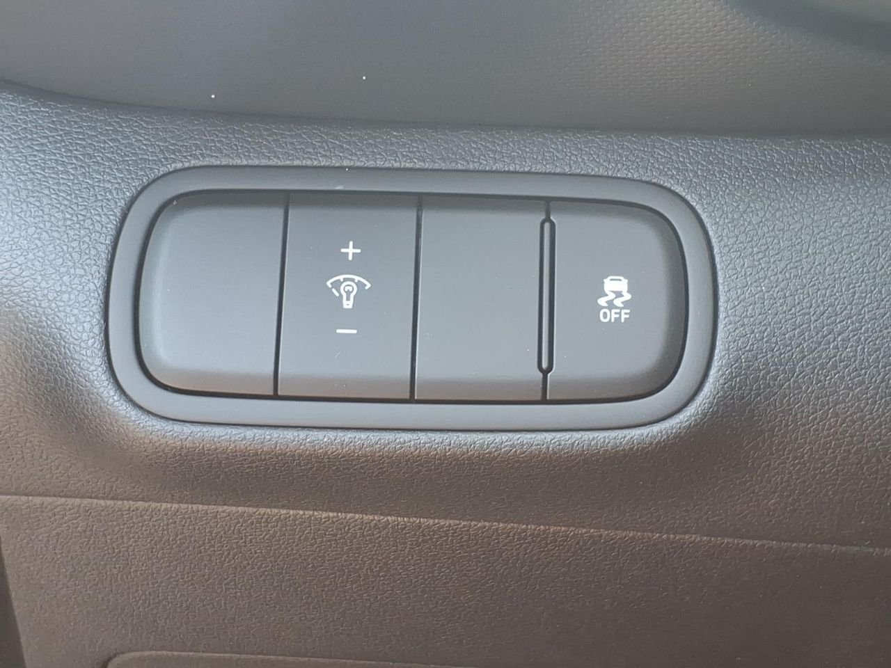 New 2026 Ecotronic Gray Hyundai SE image 16