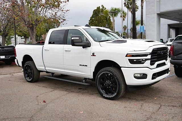 New 2026 Bright White Clear-Coat Exterior Paint RAM Laramie image 5