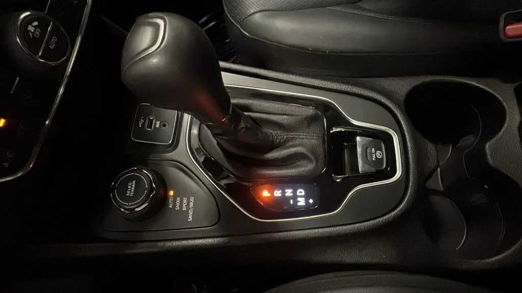 Used 2020 Red Jeep Limited image 22