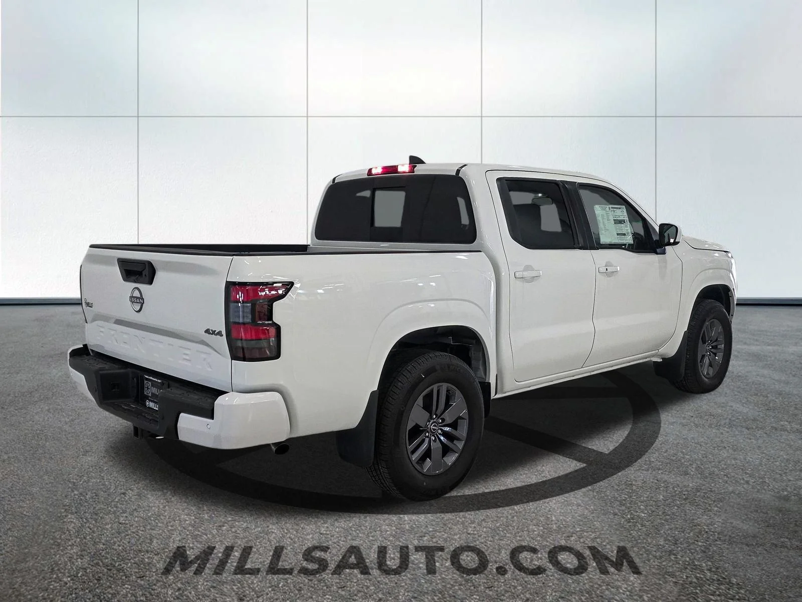 2026 Nissan Frontier SV - Photo 8
