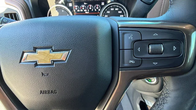 2023 Chevrolet Silverado 3500HD High Country - Photo 20