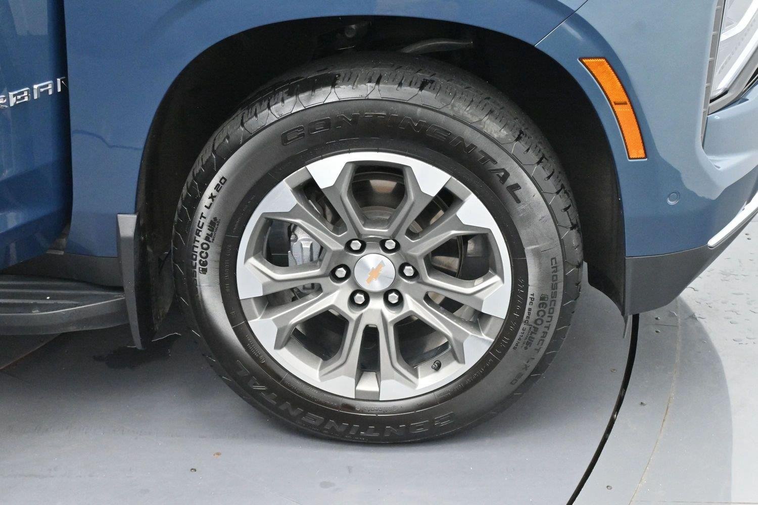 Used 2025 Lakeshore Blue Metallic Chevrolet LS image 37
