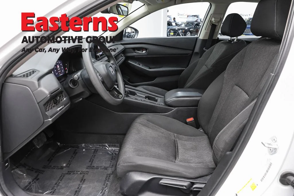 Used 2023 White Honda LX image 14